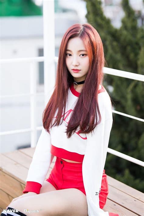Yeonwoo .